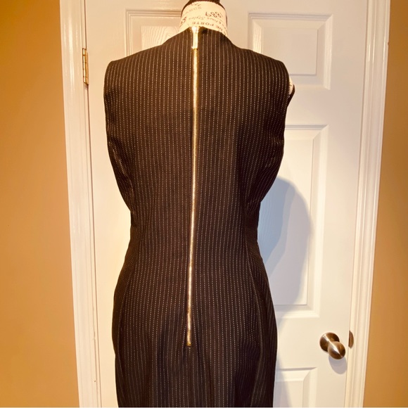 Calvin Klein Black/White Pinstripe Pencil Dress Zipper in the back - Picture 4 of 16